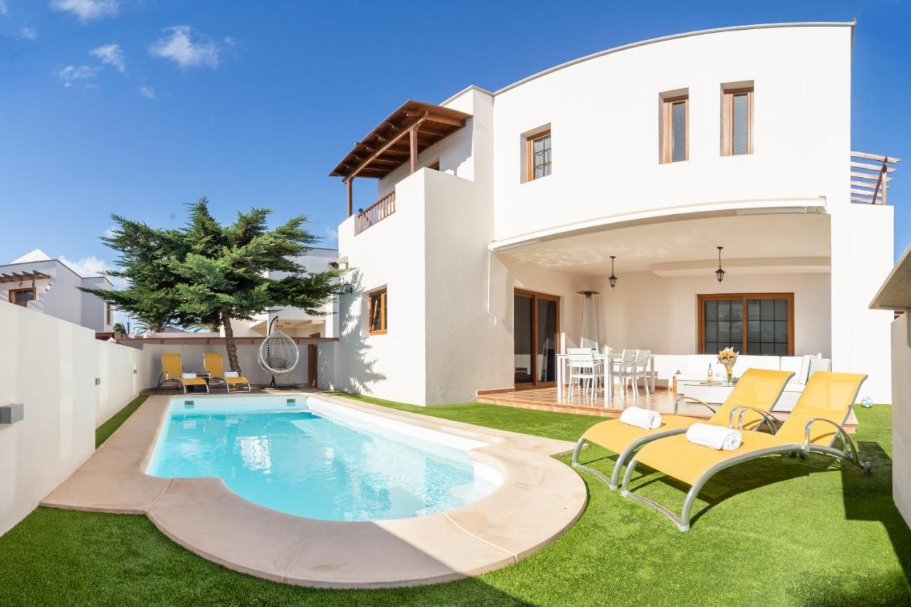 Valentina Villa Private Pool Garden กอสตา เตกีสเซ ภายนอก รูปภาพ